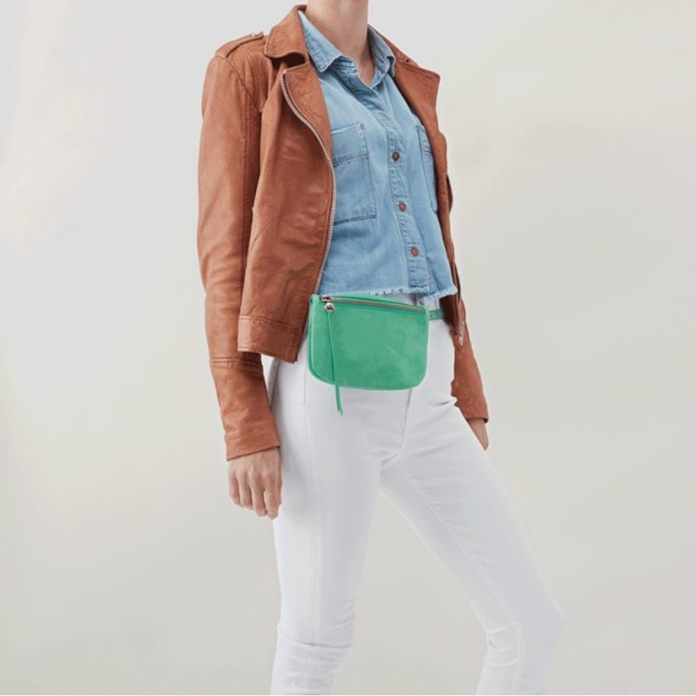 HOBO Mint Leather Saunter Belt Bag - Picture 7 of 7